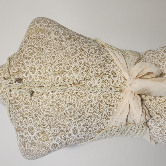 Halter Top Women's Size XL Cream Crochet Lace Open Weave Tie Back Lightweight - Picture 10 of 13